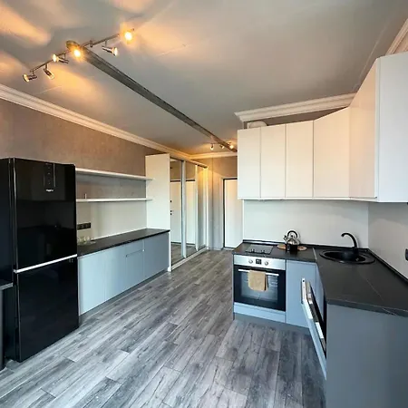 парк перемоги, палац спорту,аркадія, олімпієць, тераса Apartment *